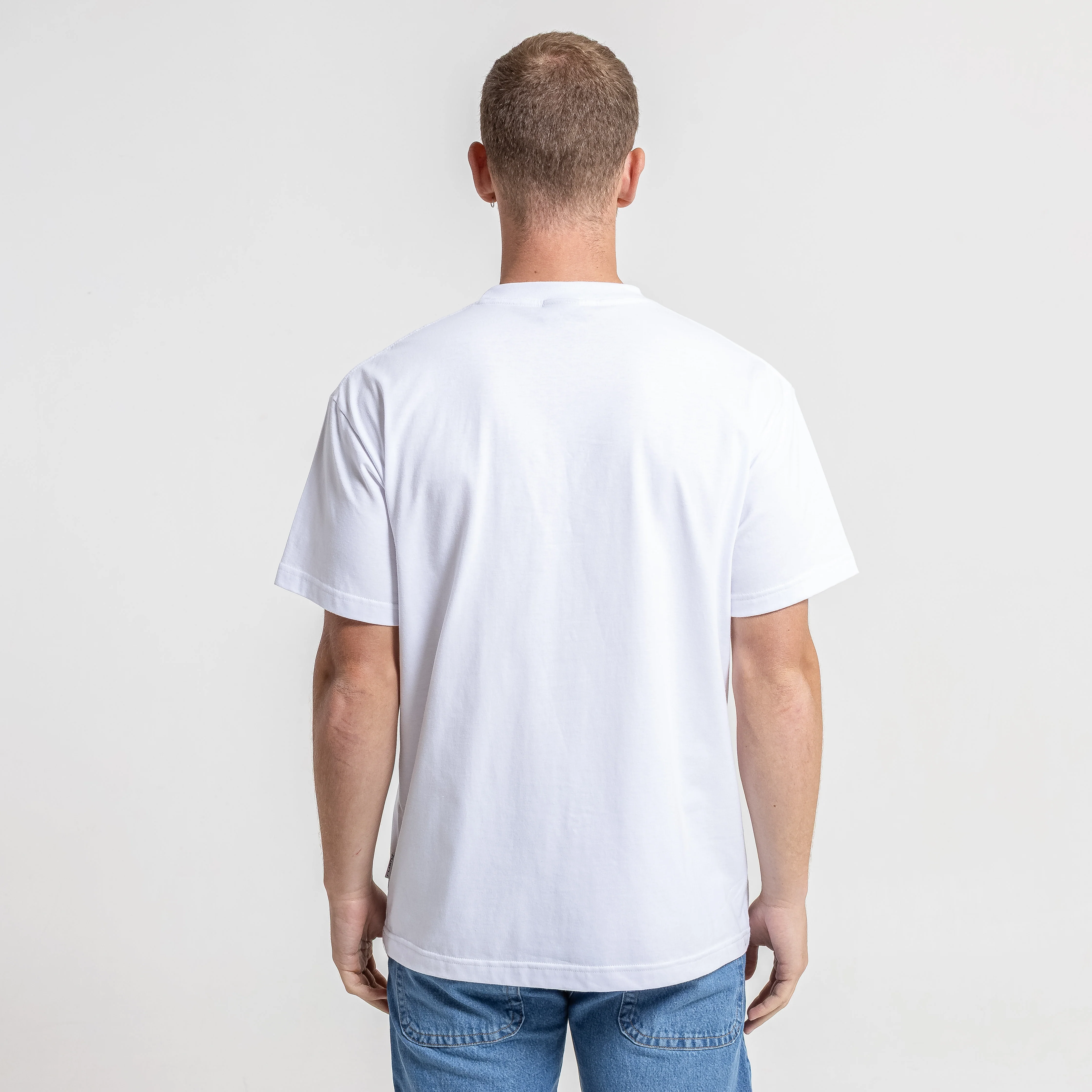 Remera Strike Out Megabig White - Image 4